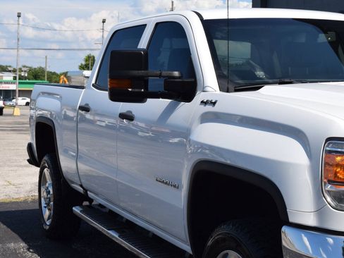 Used 2017 GMC Sierra 2500 4x4 Crew Cab image 23