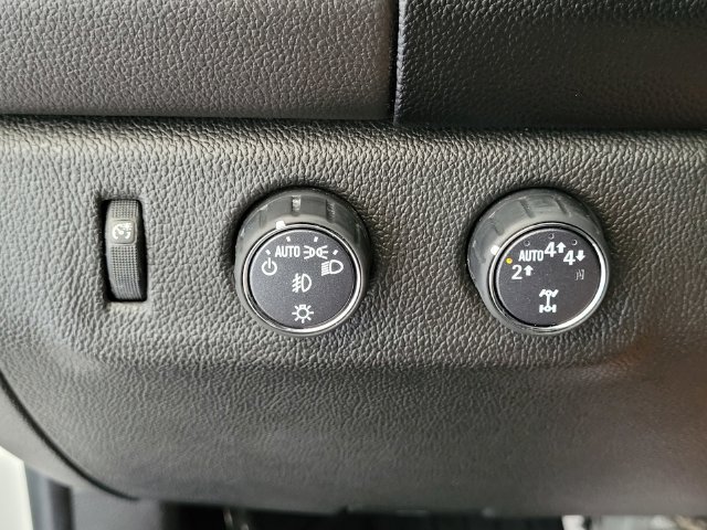 Used 2021 GMC Canyon AT4 w/ Driver Alert Package AWD/4WD image 12