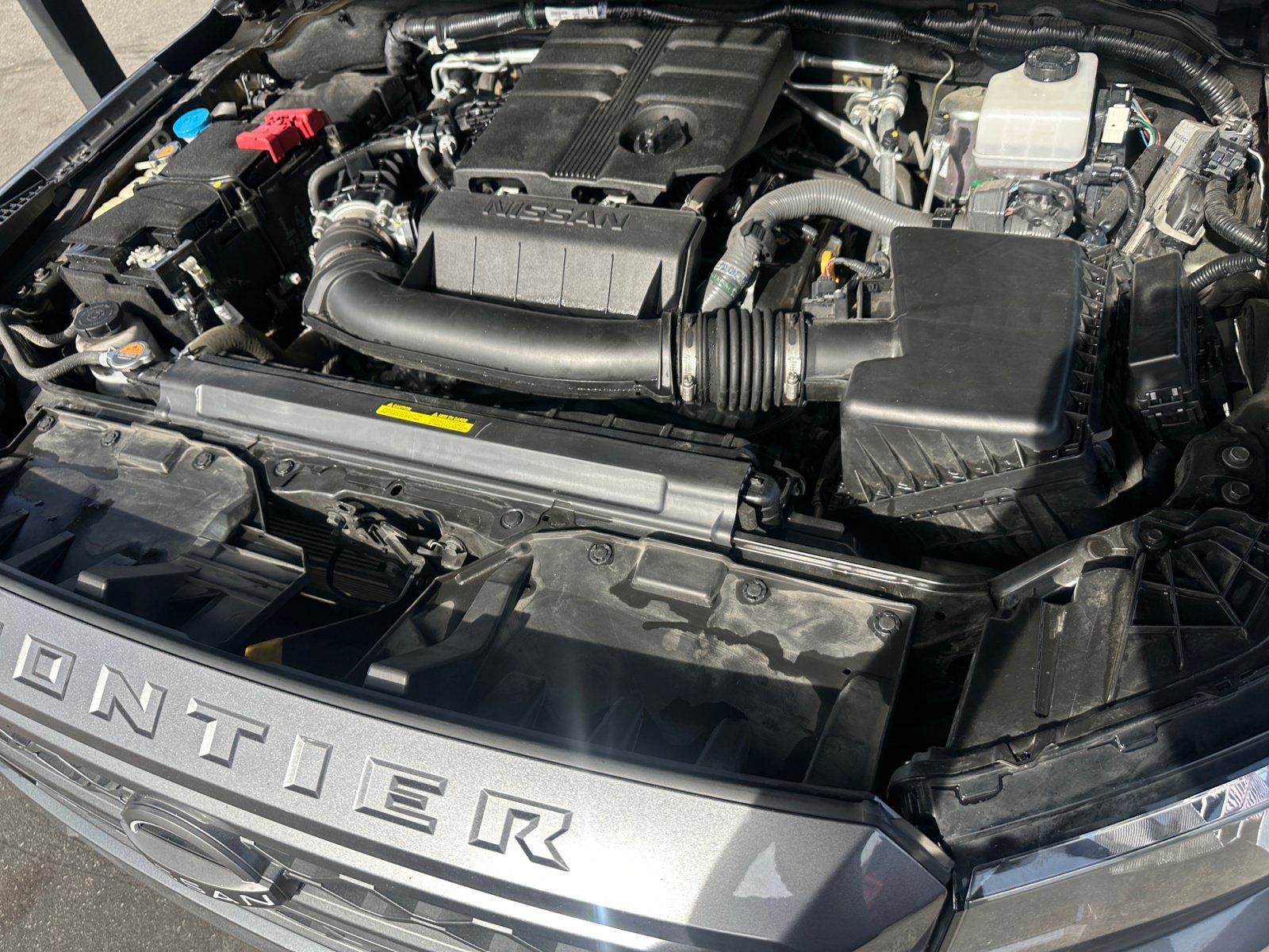 Used 2024 Nissan Frontier SV RWD image 27