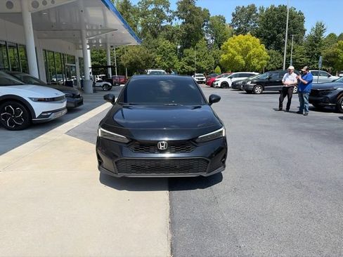 Used 2025 Honda Civic Sport image 11