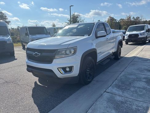 Used 2019 Chevrolet Colorado Z71 w/ LPO, Premium Interior Package image 8