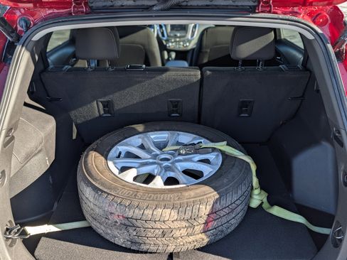 Certified 2022 Chevrolet Equinox LT image 36