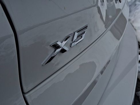 New 2026 BMW X5 xDrive40i w/ M Sport Package AWD/4WD image 18