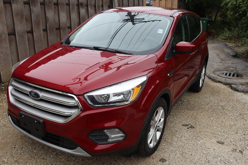 Used 2019 Ford Escape SE AWD/4WD image 3