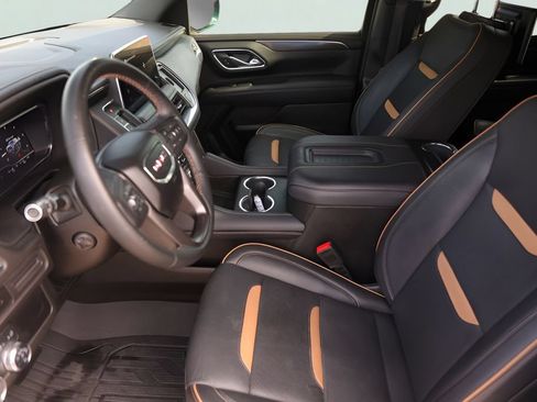 Used 2023 GMC Yukon XL AT4 w/ LPO, Floor Liner Package AWD/4WD image 12