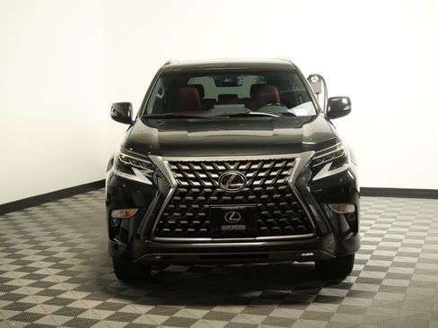 Used 2023 Lexus GX 460 Premium w/ Premium Package AWD/4WD image 2