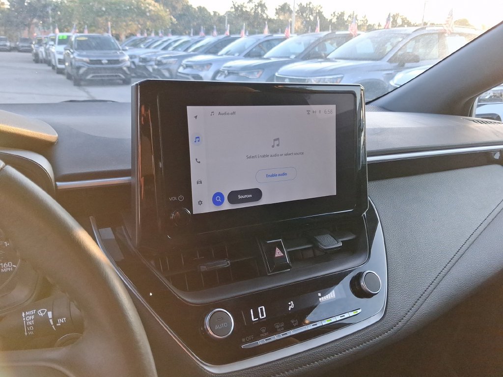 Used 2025 Toyota Corolla SE FWD image 23