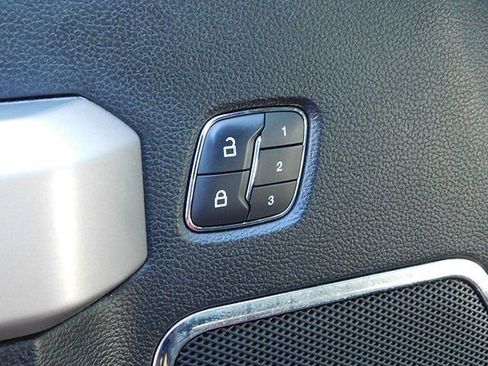 Used 2020 Ford F150 Lariat w/ Equipment Group 502A Luxury image 18