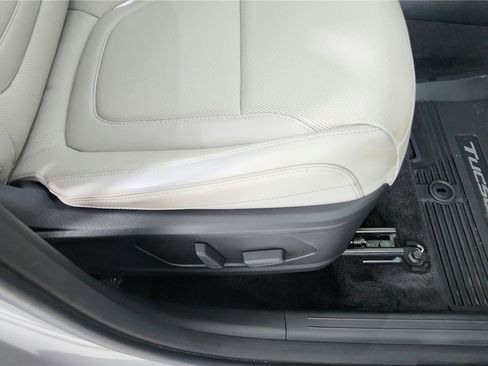 Used 2024 Hyundai Tucson Limited AWD/4WD image 23