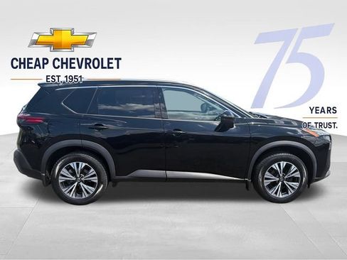 Used 2021 Nissan Rogue SV w/ Premium Package AWD/4WD image 6