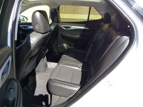 Used 2025 Buick Envision Avenir AWD/4WD image 46