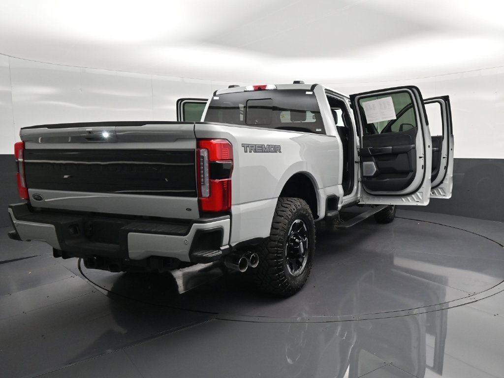 Used 2025 Ford F250 Platinum w/ Tremor Off-Road Package AWD/4WD image 35