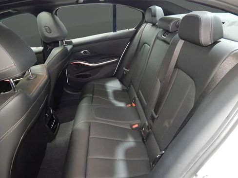 Used 2025 BMW 330i xDrive Sedan image 30