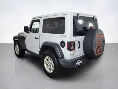 Used 2021 Jeep Wrangler Sport AWD/4WD image 5