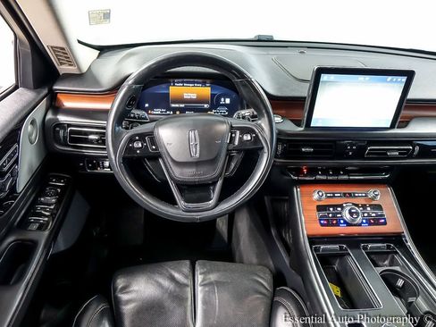 Used 2021 Lincoln Aviator Reserve w/ Equipment Group 202A AWD/4WD image 14