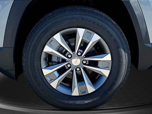 New 2026 Chevrolet Equinox LT image 11