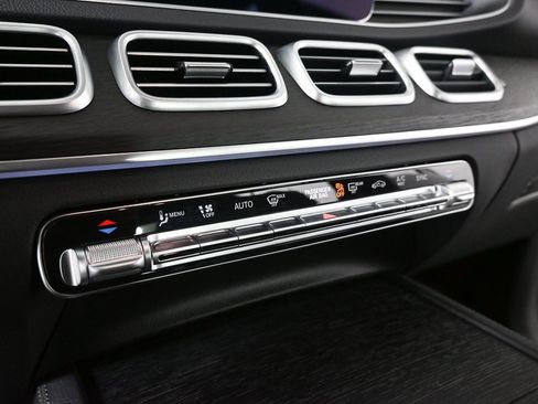 Certified 2025 Mercedes-Benz GLE 350 4MATIC image 14