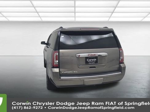 Used 2019 GMC Yukon XL Denali w/ Open Road Package image 12