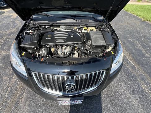 Used 2012 Buick Regal Premium image 37