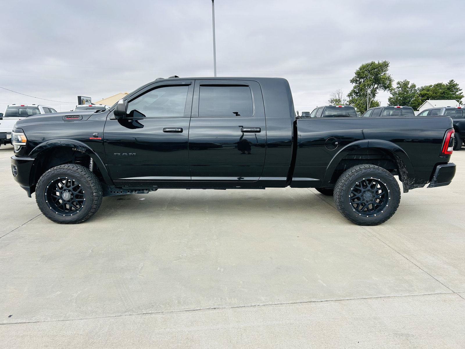 Used 2020 RAM 3500 Laramie w/ Night Edition AWD/4WD image 34