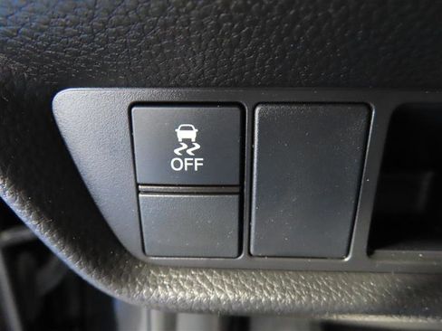 Used 2024 Honda HR-V LX image 17