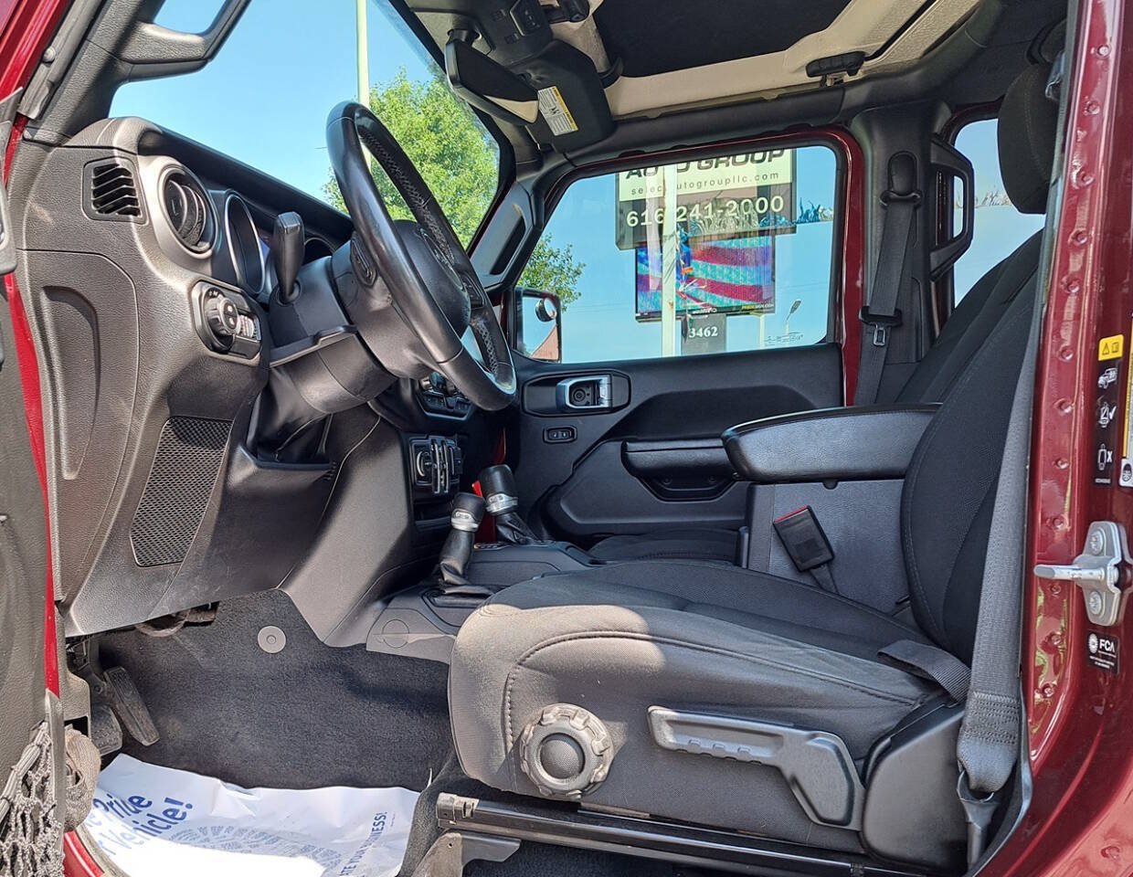 Used 2022 Jeep Gladiator Sport AWD/4WD image 4
