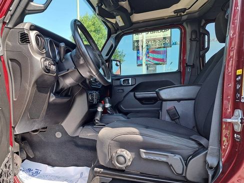 Used 2022 Jeep Gladiator Sport AWD/4WD image 4