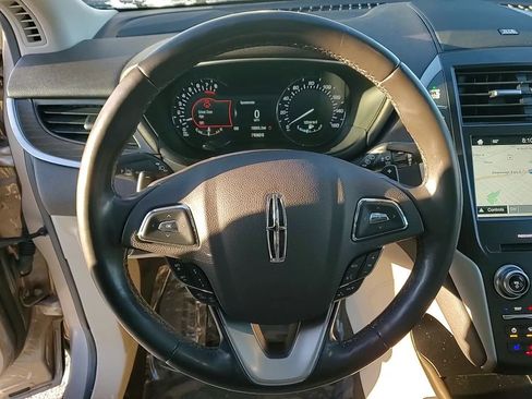 Used 2019 Lincoln MKC Reserve image 15