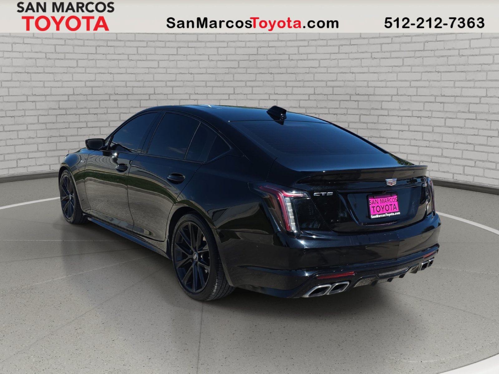 Used 2025 Cadillac CT5 V RWD image 8