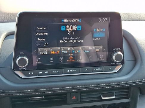 Certified 2023 Nissan Rogue SV w/ SV Premium B Package AWD/4WD image 18