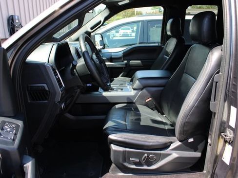 Used 2016 Ford F150 XLT w/ Equipment Group 302A Luxury AWD/4WD image 14
