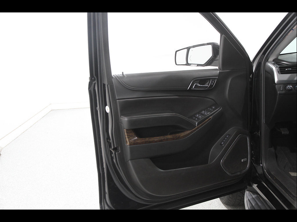 Used 2017 Chevrolet Tahoe LT AWD/4WD image 4