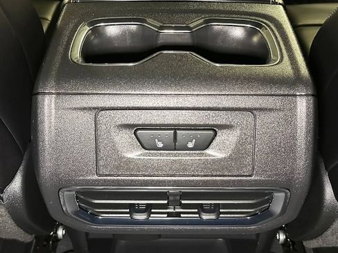 Used 2025 GMC Sierra EV Denali AWD/4WD image 38