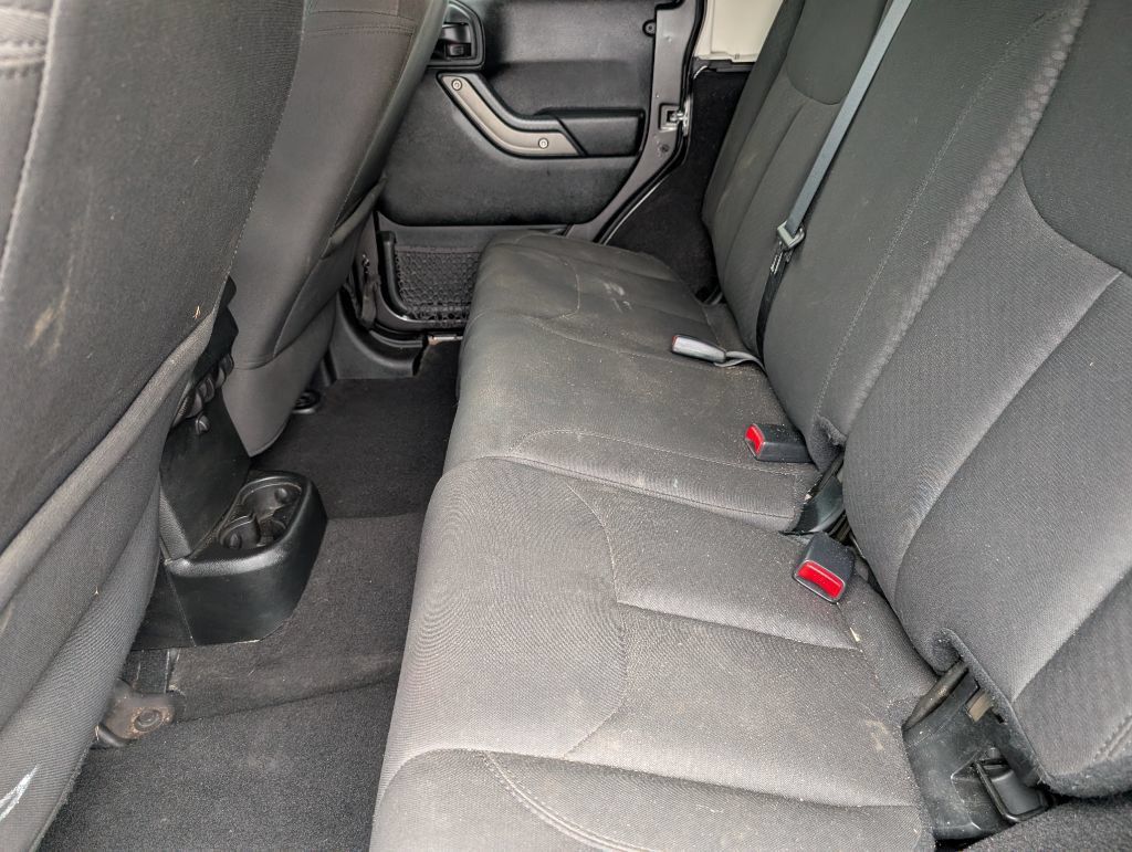 Used 2018 Jeep Wrangler Unlimited Sport S AWD/4WD image 8