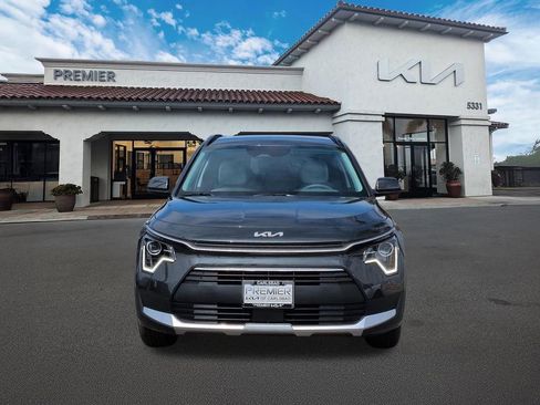 New 2026 Kia Niro EX FWD image 3