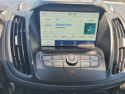 Used 2019 Ford Escape SE FWD image 20