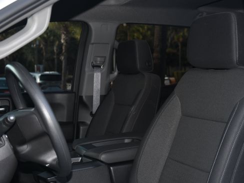 Used 2025 Chevrolet Silverado 1500 Custom Trail Boss w/ Dark Appearance Package image 11