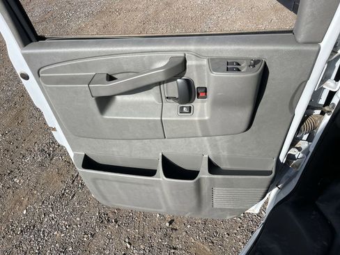 New 2025 GMC Savana 2500 Extended w/ Driver Convenience Package image 22