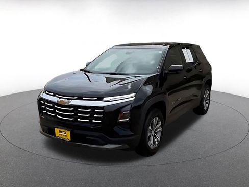 Used 2025 Chevrolet Equinox LT FWD image 7
