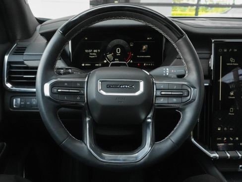 Used 2024 GMC Acadia Denali w/ Super Cruise Package AWD/4WD image 14