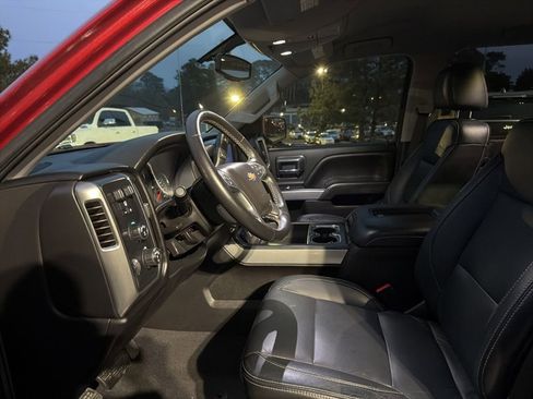 Used 2018 Chevrolet Silverado 1500 LT w/ Texas Edition image 22