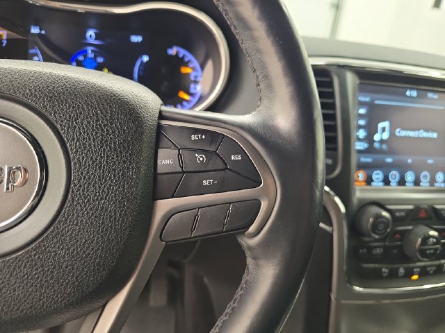 Used 2018 Jeep Grand Cherokee Limited w/ Luxury Group II AWD/4WD image 33