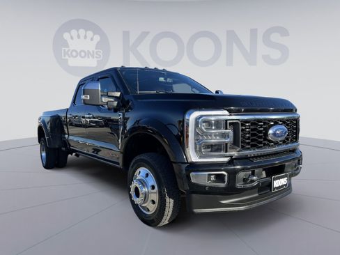Used 2024 Ford F450 Platinum w/ FX4 Off-Road Package image 10