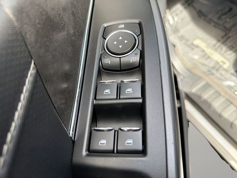Used 2025 Ford F150 XLT w/ Equipment Group 302A MID RWD image 31