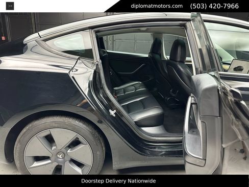 Used 2023 Tesla Model 3 Long Range image 21
