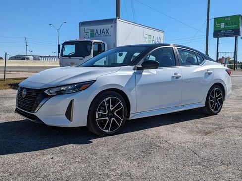 New 2025 Nissan Sentra SR w/ SR Premium Package image 9