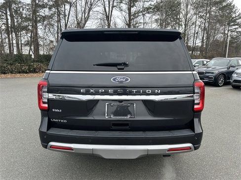 Used 2024 Ford Expedition Limited image 4