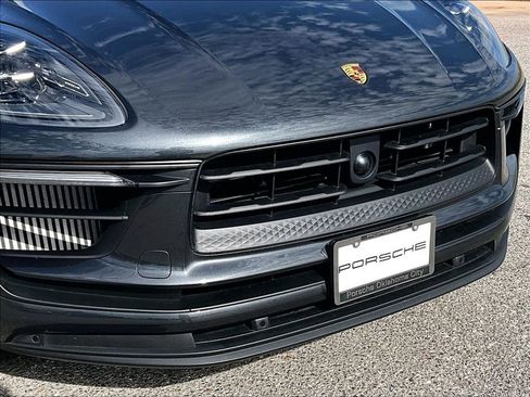 Certified 2023 Porsche Macan S AWD/4WD image 20