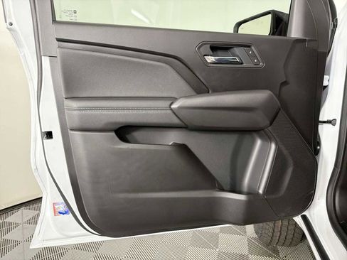 New 2026 GMC Canyon Elevation w/ Convenience Package RWD image 8