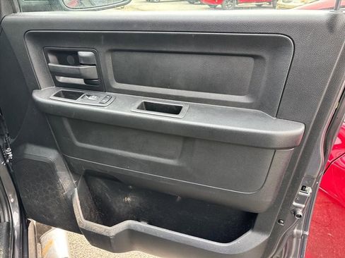 Used 2017 RAM 1500 Express image 19